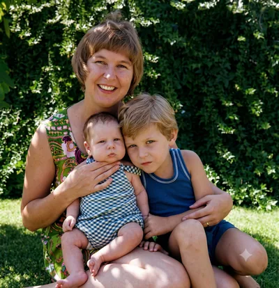 Desrae Hamon with Paul and baby Mark, Pooraka, Adelaide, c. 1976